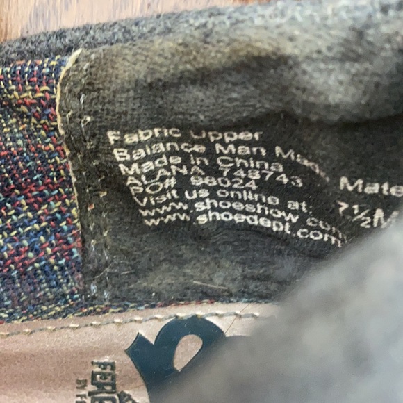 2 for $10- Fergalicious By Fergie Flats, Size 7.5 - Picture 10 of 10